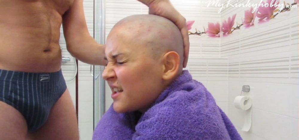 Pixy reccomend bald head shaving double penetration