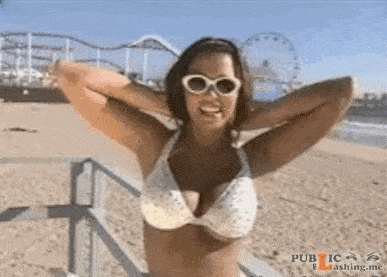 POTUS reccomend beautiful brunette goes topless beach