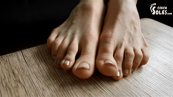 Amazing footjob sexy toes huge