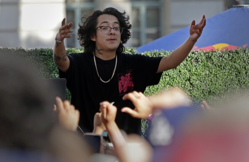 Tribune reccomend listening reggaeton neighbors puts fingers