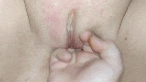 Cuming dildo daddy dripping pussy